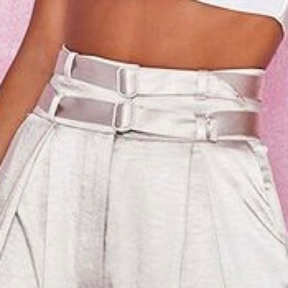 *LOOKING TO PURCHASE* - Picture 2 of 2